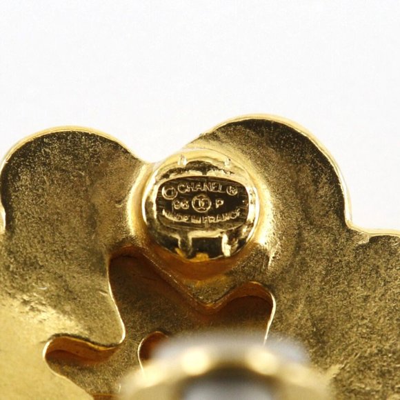 CHANEL COCO Mark vintage flour Earring Plated Gold Women - Picture 3 of 12